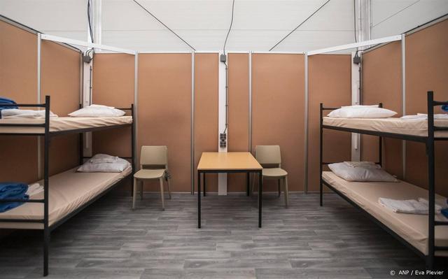 Door asielnoodopvang rustiger in Ter Apel en Biddinghuizen leeg