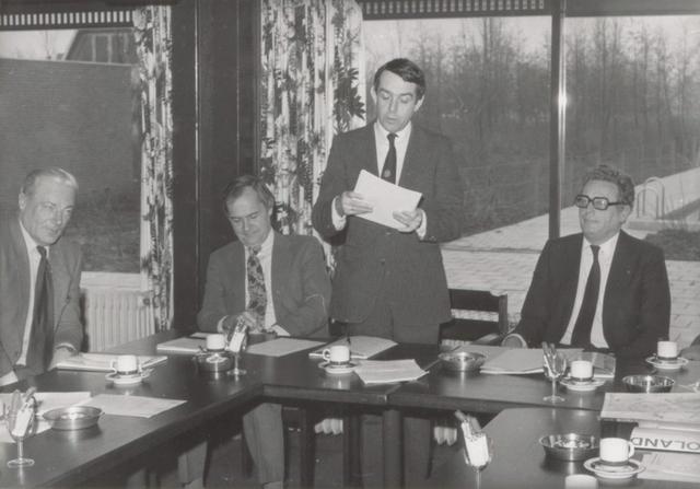 Eppo van Veldhuizen, eerste burgemeester van Dronten, overleden