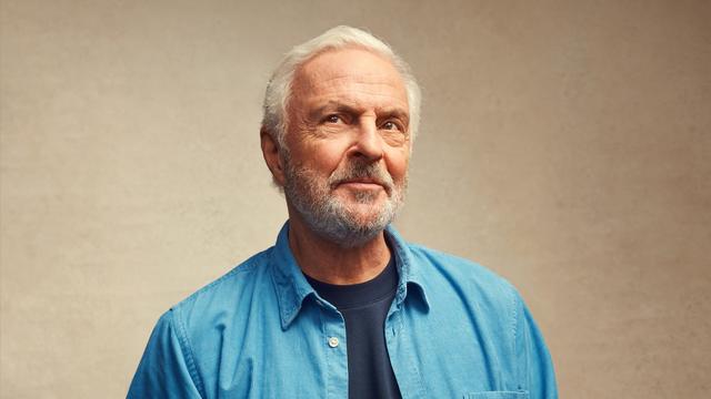 Hilarische en herkenbare relatiekomedie met Huub Stapel