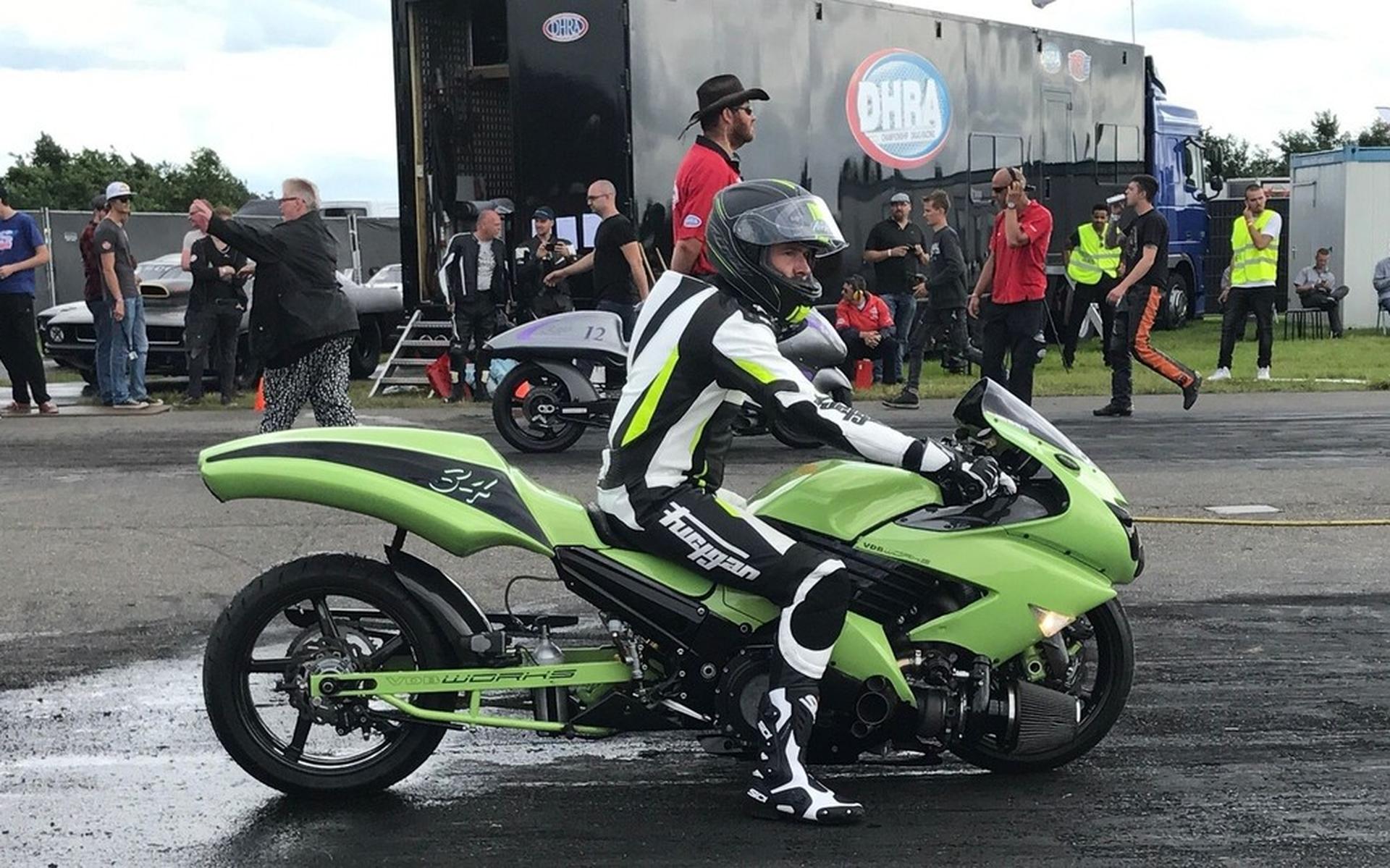 Jeroen van den Belt wint in Drachten