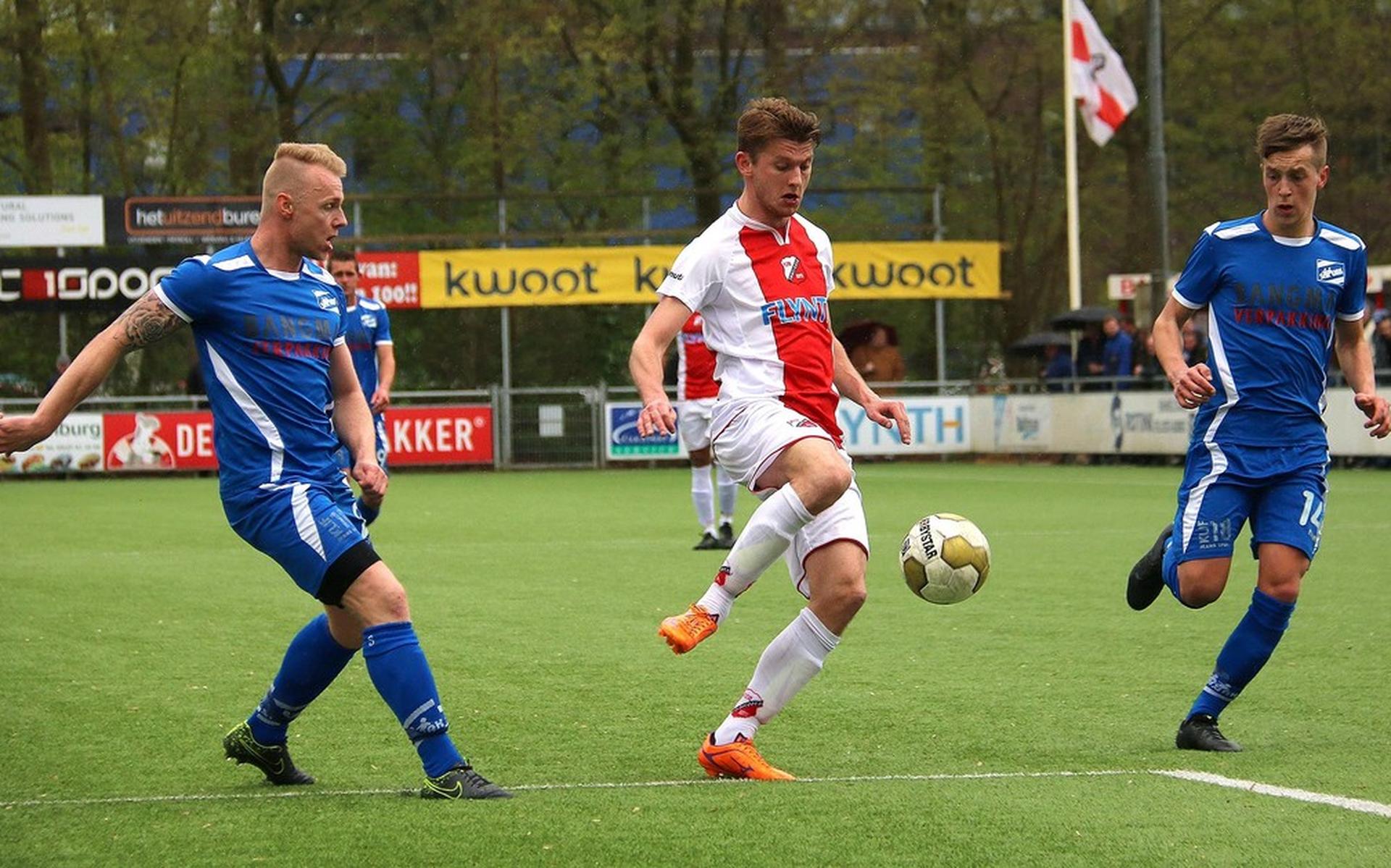 Veel Druk Op Derby Tussen Flevo Boys En Urk Flevopost