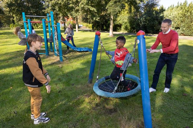 Welzijn Lelystad houdt informatieavond over steunouders: ‘Maak het verschil in het leven van een kin