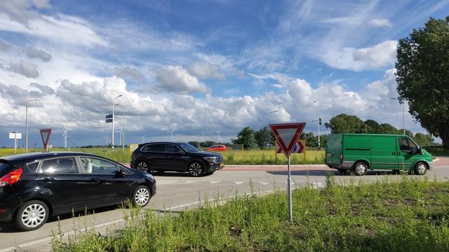 Werkzaamheden rotonde Biddingringweg-Elburgerweg uitgesteld naar juli