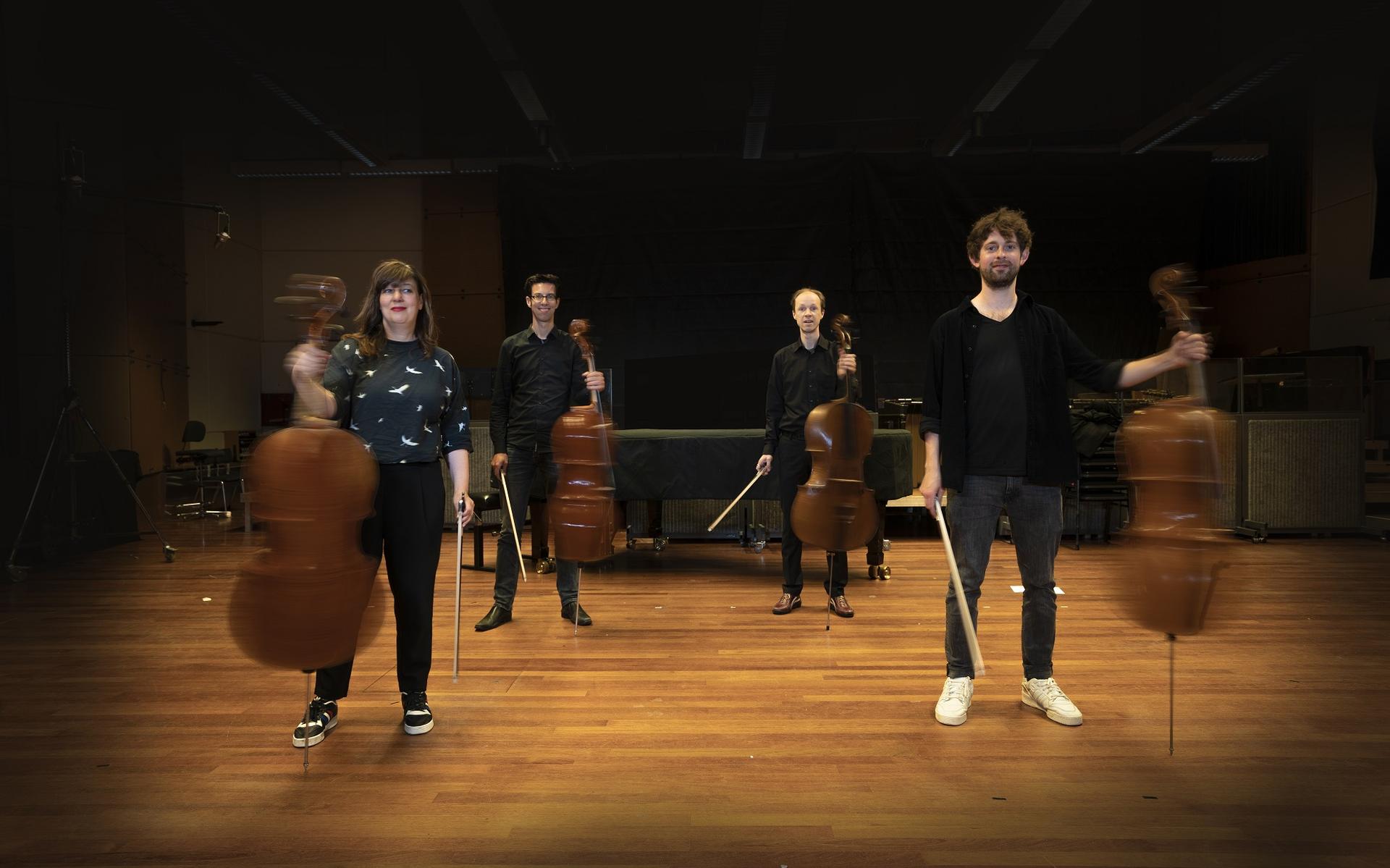 Metropole Orkest Cellos.