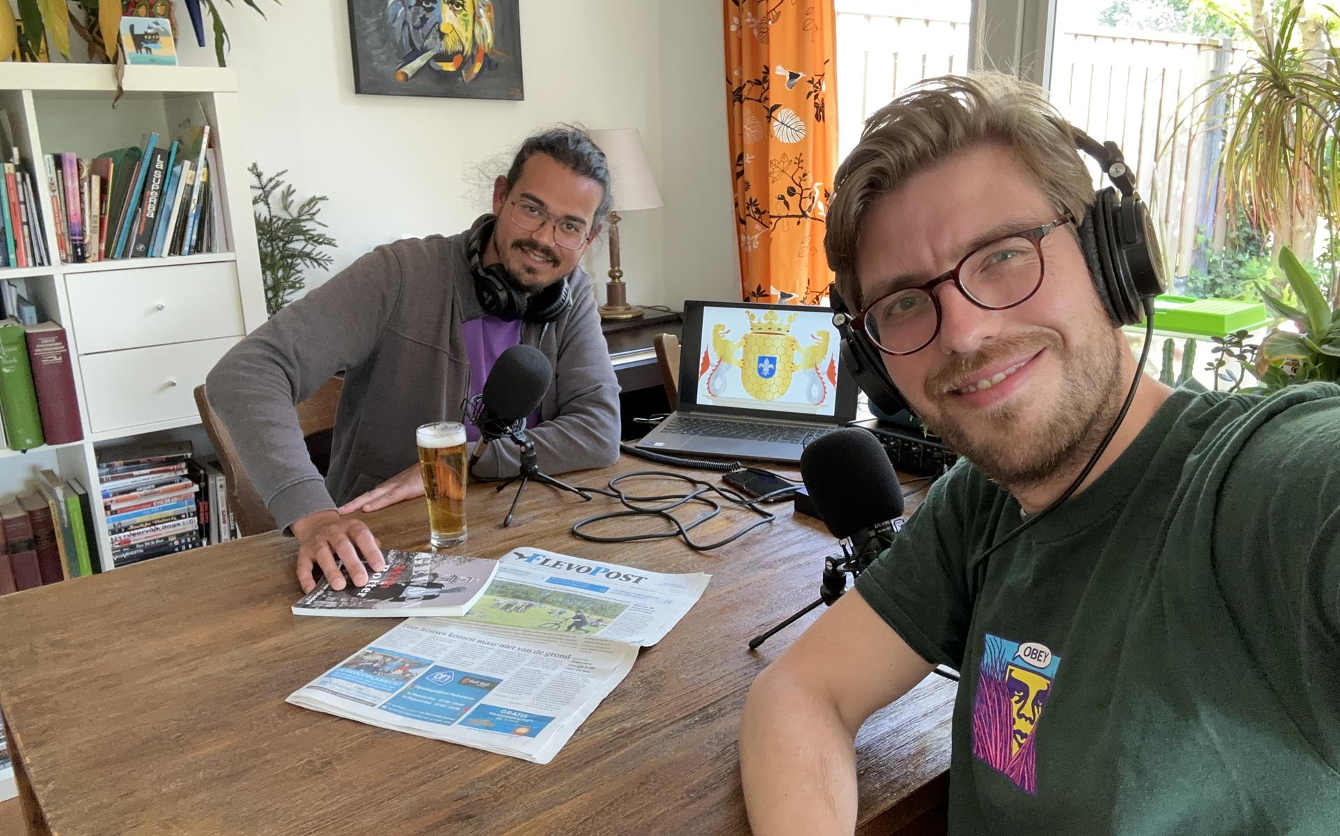 De podcastmakers Thomas Gerla (links) en Lennart van der Burg.
