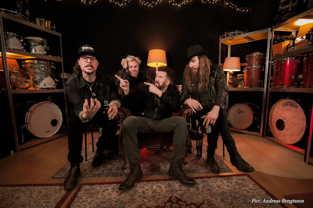 Zweedse rocksensatie Deville komt naar Brouwerij Praght in Dronten