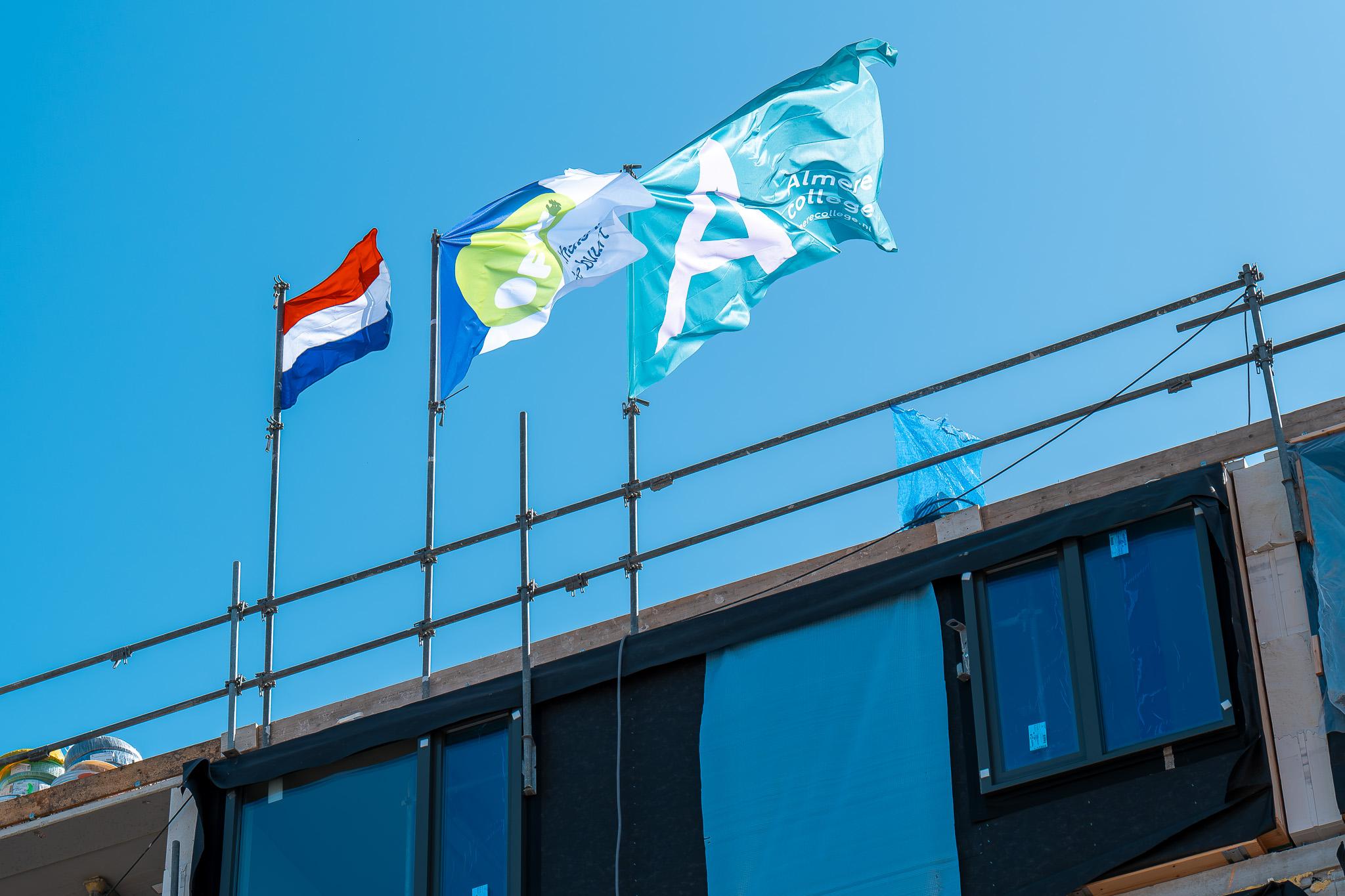 Nieuwbouw aan Stationsplein in Dronten bereikt hoogste punt