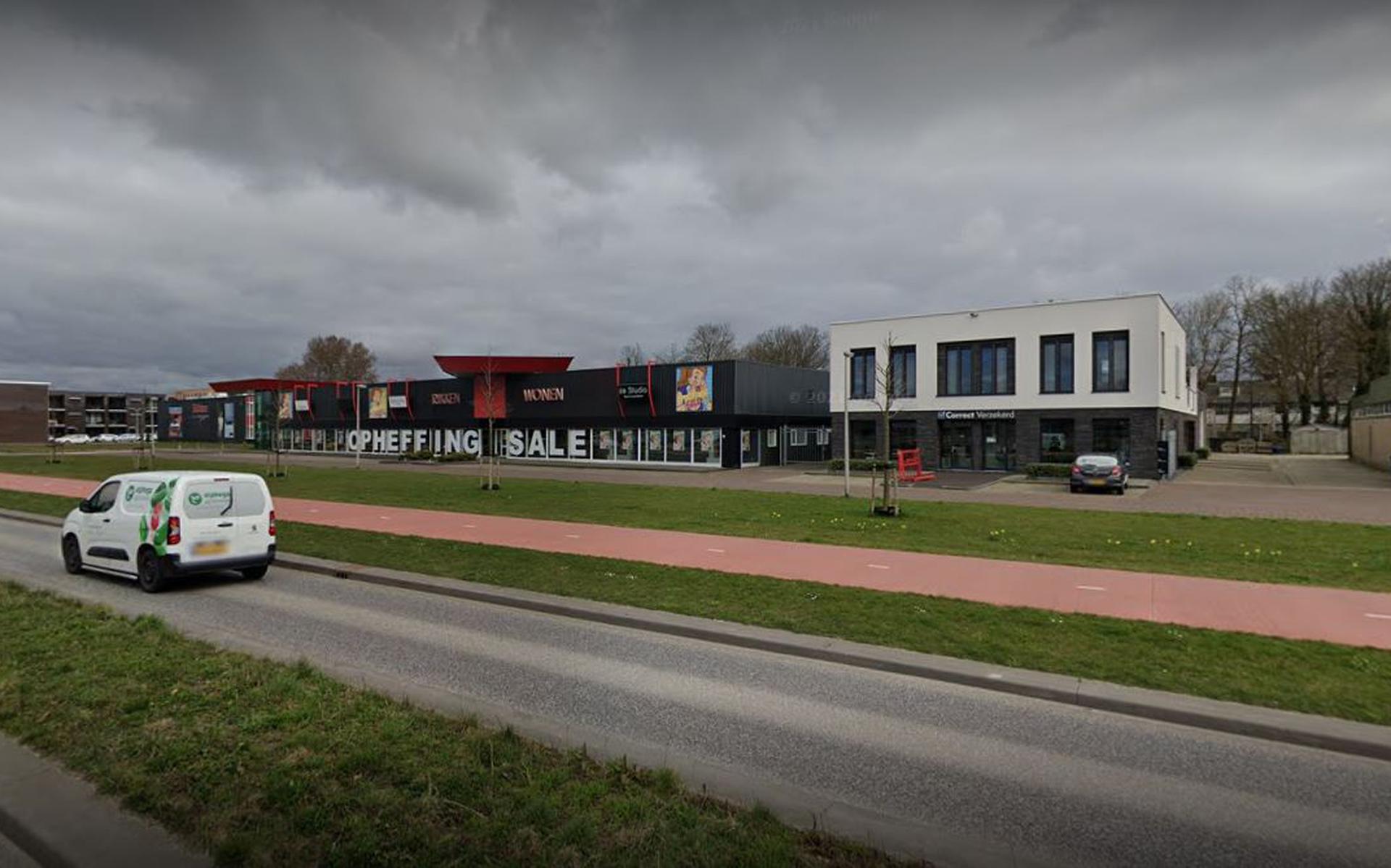 Op de voormalige locatie van Rikken Wonen en Slapen aan De Noord 48 in Dronten zijn plannen voor de bouw van ruim 60 appartementen voor een speciale doelgroep.
