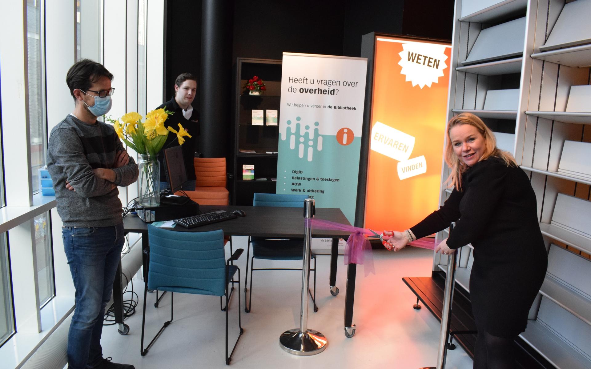 Informatiepunt Digitale Overheid is voor veel inwoners een steuntje in de rug - flevopost.nl