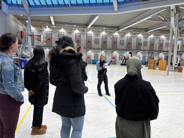 PI Lelystad opent de poort: een open blik achter gesloten deuren