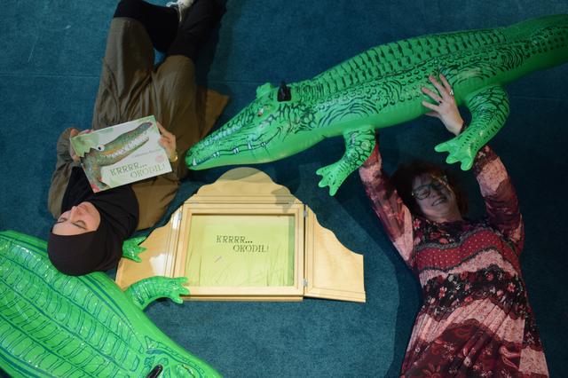 Vertelvoorstelling ‘Krrrr... okodil!’ met gebaren bij FlevoMeer Bibliotheek Lelystad