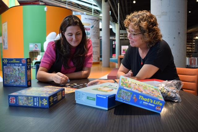 Naast boeken nu ook puzzels te leen in de bibliotheek van Lelystad